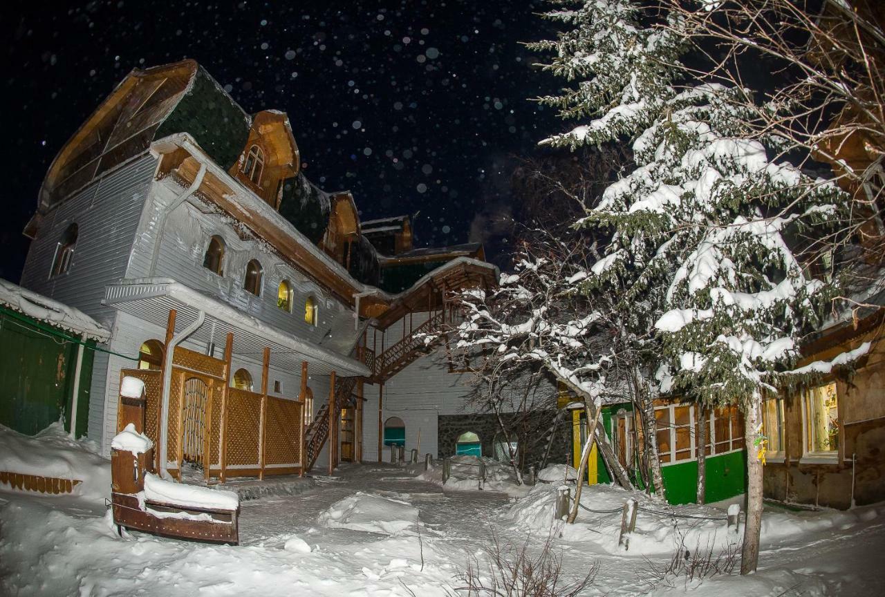 Gostinitsa Russkiy Sever Hotel Salekhard Exterior photo